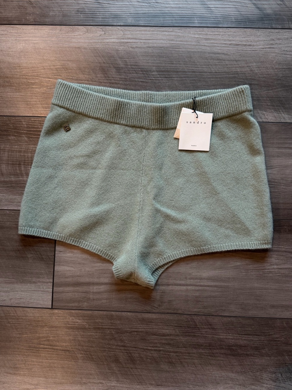 SandroKnit Shorts 40 large